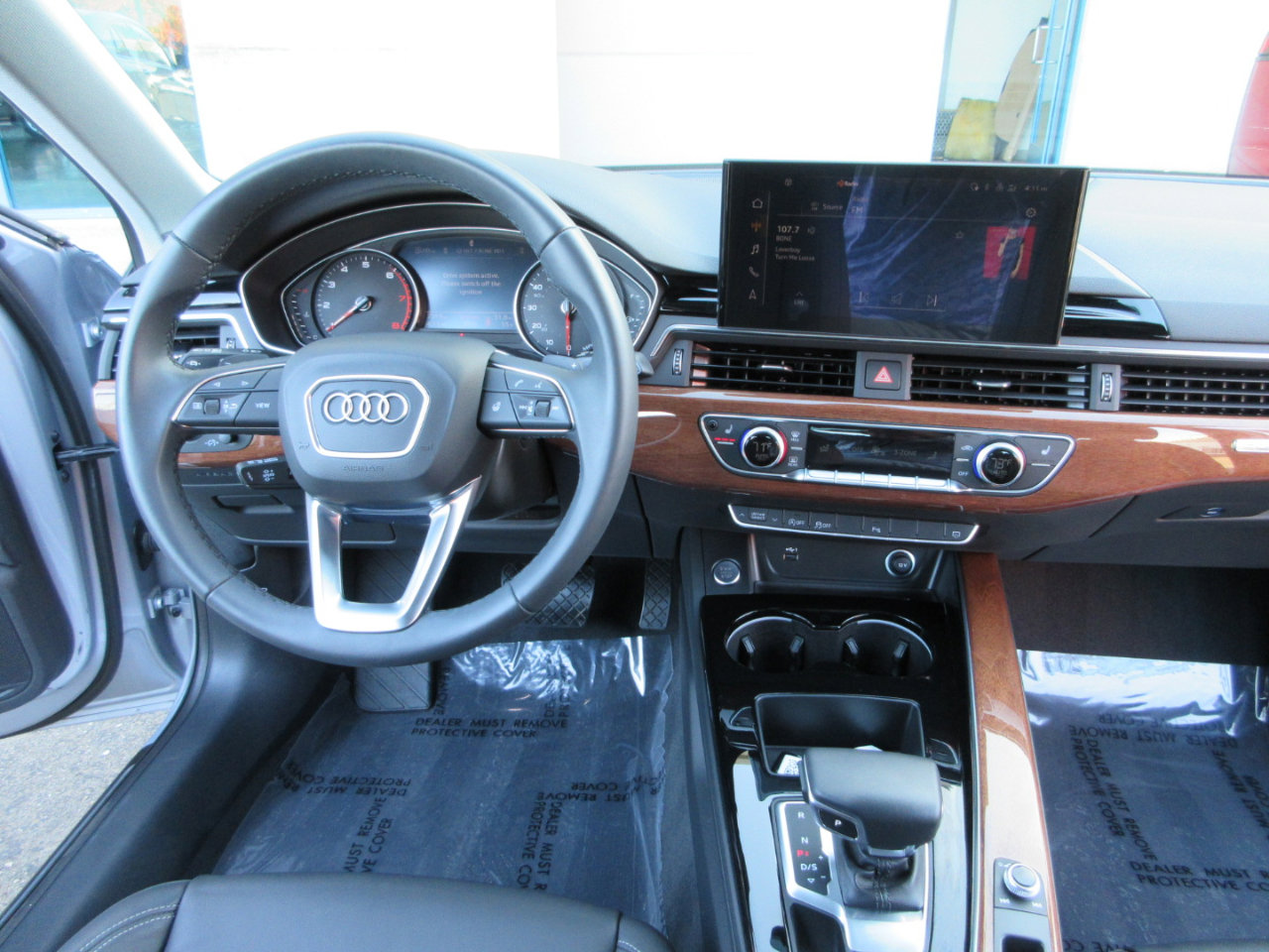 Used 2024 Audi A4 2.0T Premium image 43