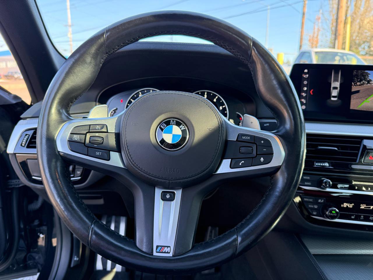 Used 2018 BMW M550i xDrive AWD/4WD image 25