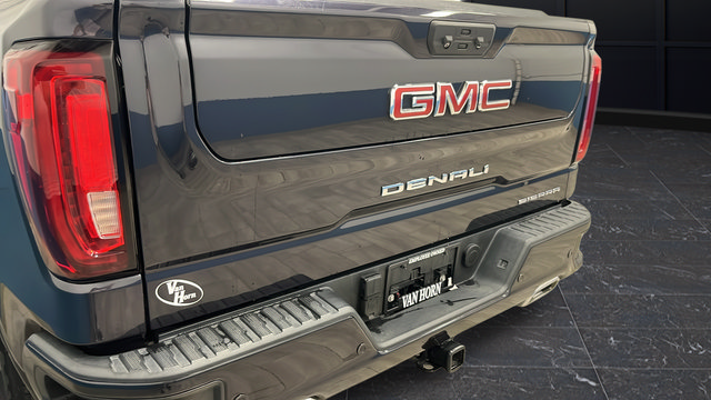 Used 2022 GMC Sierra 1500 Denali AWD/4WD image 35