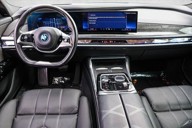 Used 2024 BMW i7 eDrive50 RWD image 24