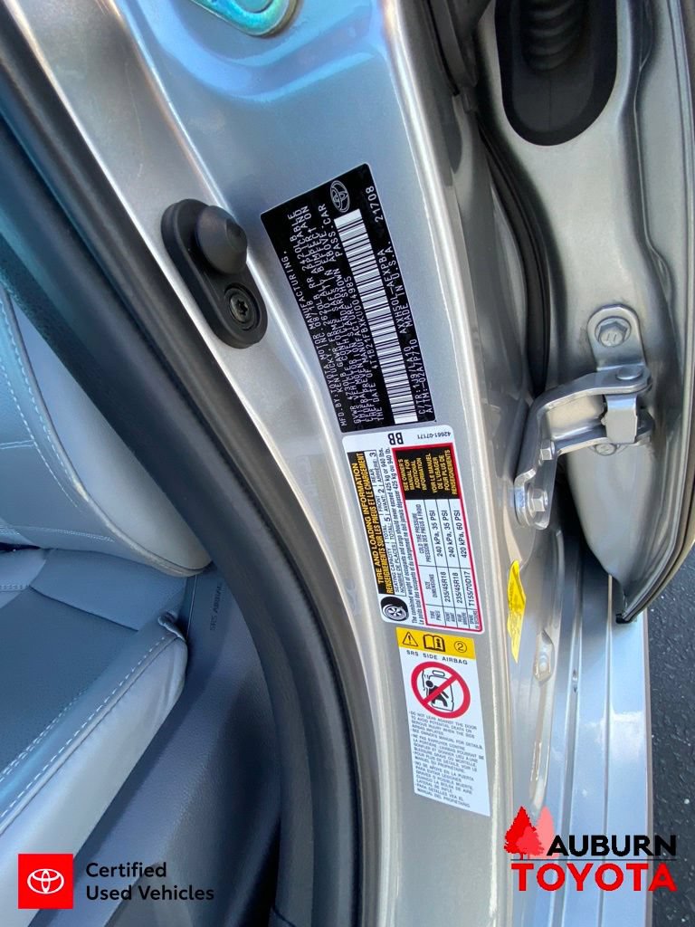 Certified 2019 Toyota Avalon Limited w/ Advanced Safety Package FWD image 34