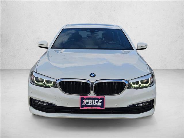 Used 2018 BMW 530i w/ Premium Package image 2