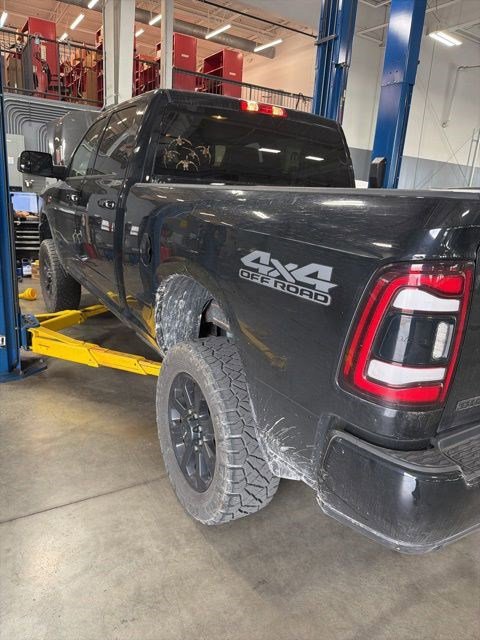 Used 2020 RAM 2500 Big Horn w/ Night Edition AWD/4WD image 4