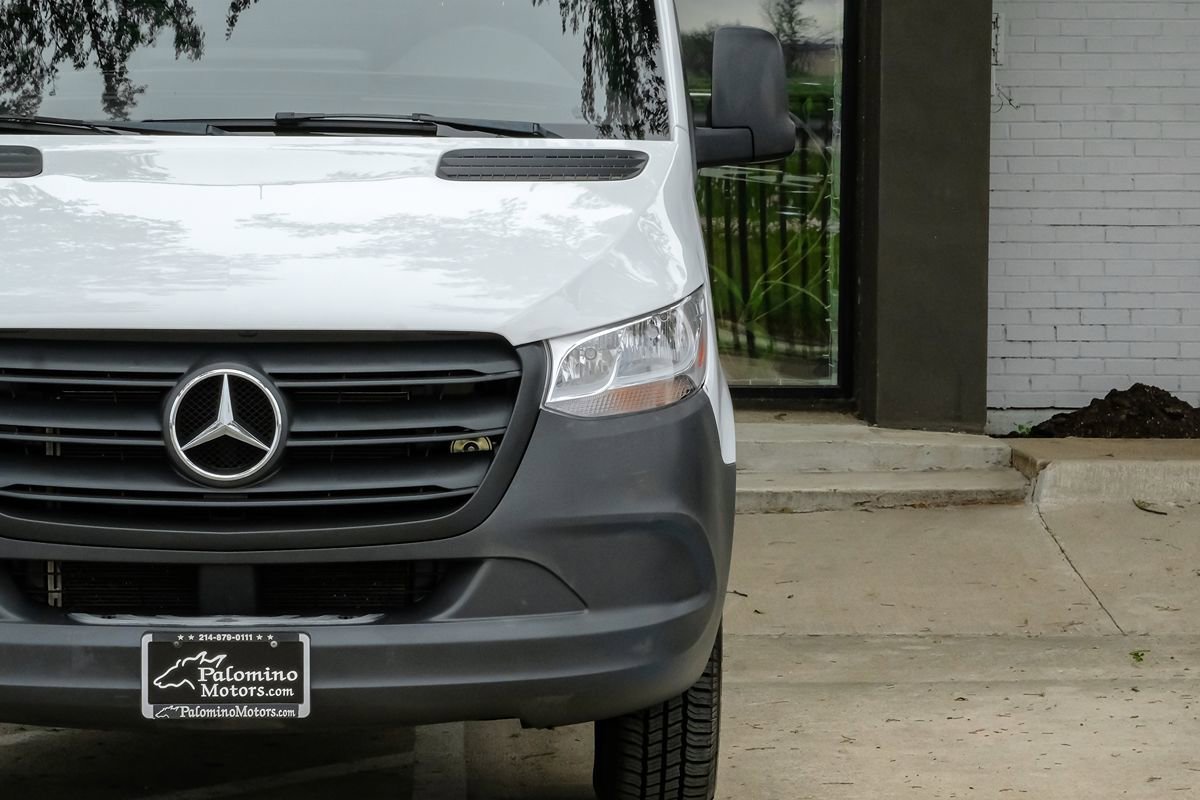 Used 2023 Mercedes-Benz Sprinter 2500 image 32