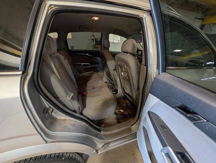 Used 2009 Saturn Vue XR FWD image 27