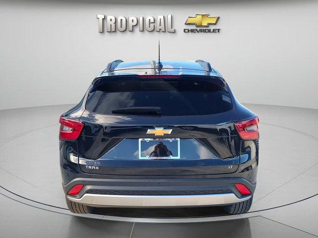 New 2026 Chevrolet Trax LT w/ Driver Confidence Package image 3