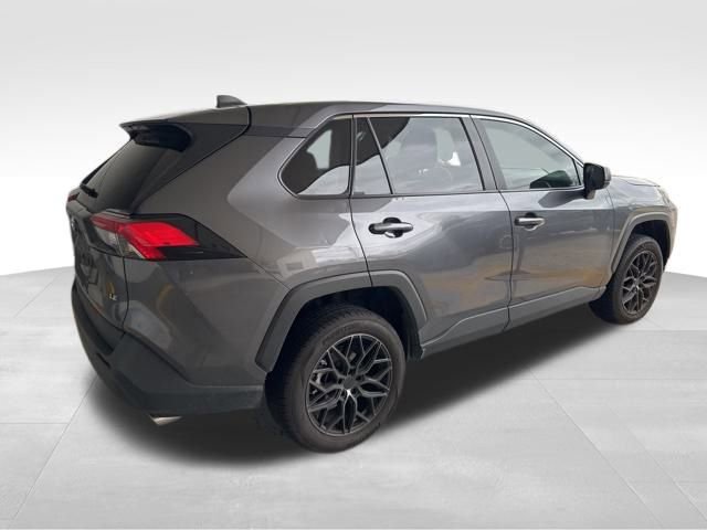 Used 2023 Toyota RAV4 LE image 6