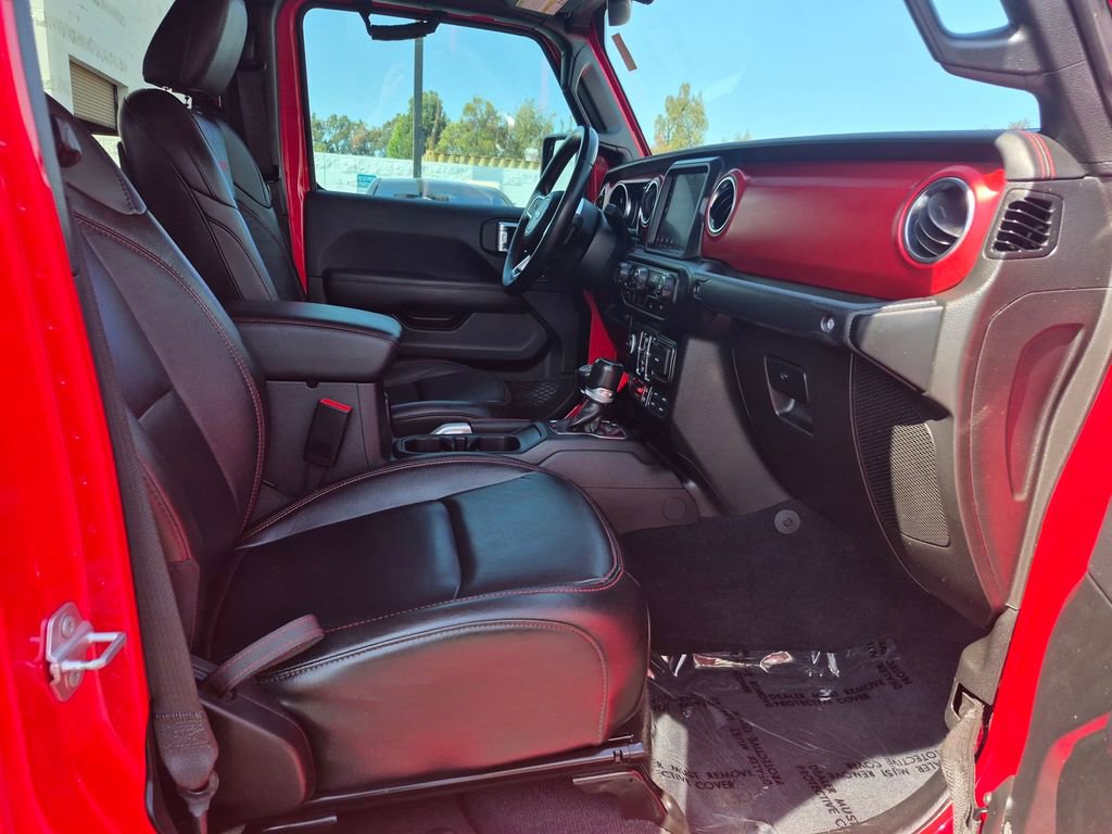 Used 2022 Jeep Gladiator Rubicon w/ LED Lighting Group AWD/4WD image 26
