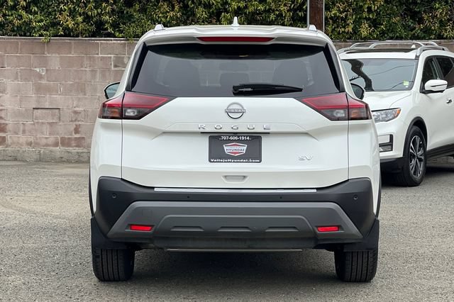 Used 2023 Nissan Rogue SV w/ SV Premium B Package FWD image 7