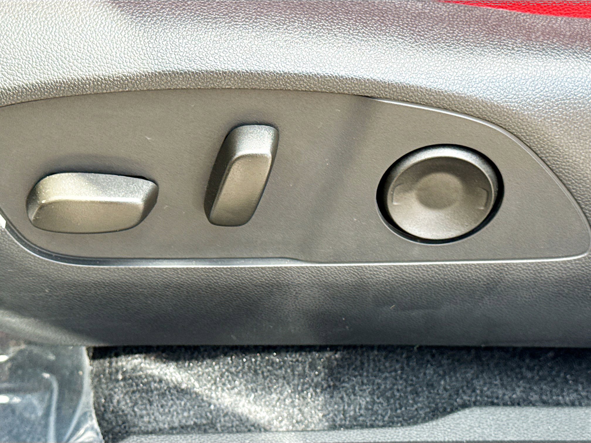 Used 2025 Chevrolet Blazer EV RS image 25