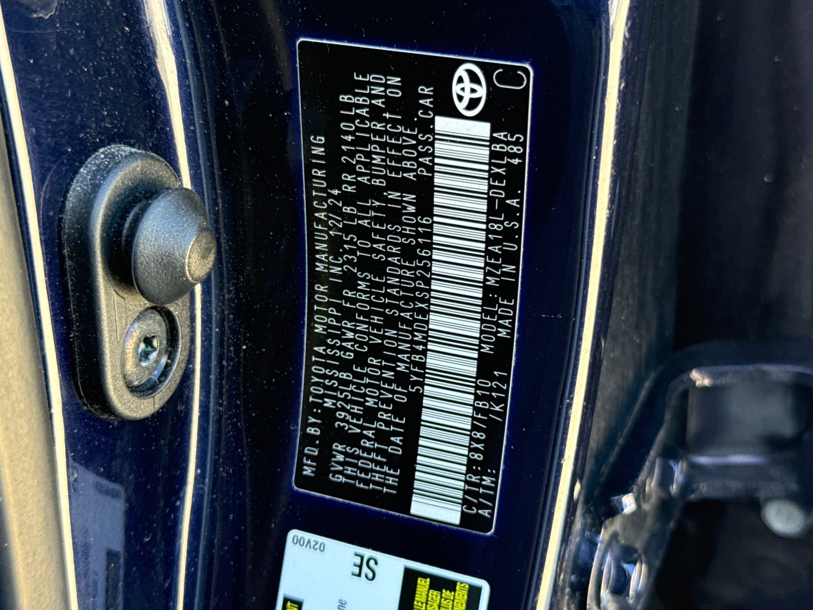 Certified 2025 Toyota Corolla LE FWD image 24