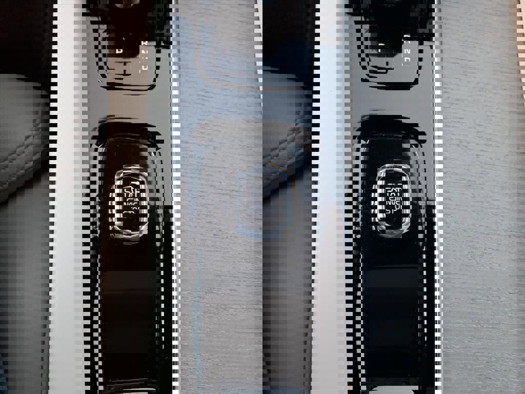 Certified 2024 Volvo S60 B5 Ultimate image 27