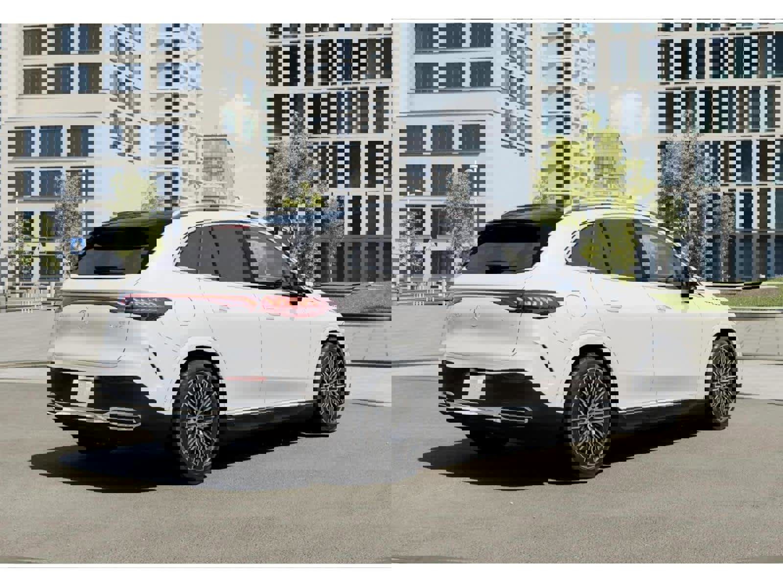 New 2026 Mercedes-Benz EQE 320 4MATIC SUV image 19