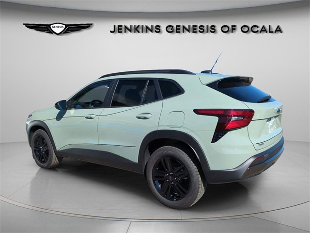 Used 2025 Chevrolet Trax ACTIV w/ Driver Confidence Package image 3