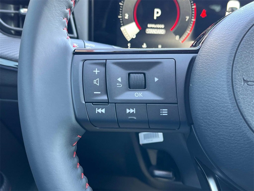 New 2025 Nissan Kicks SR image 24