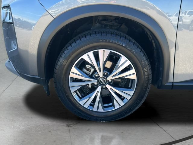 Used 2023 Nissan Rogue SV AWD/4WD image 28