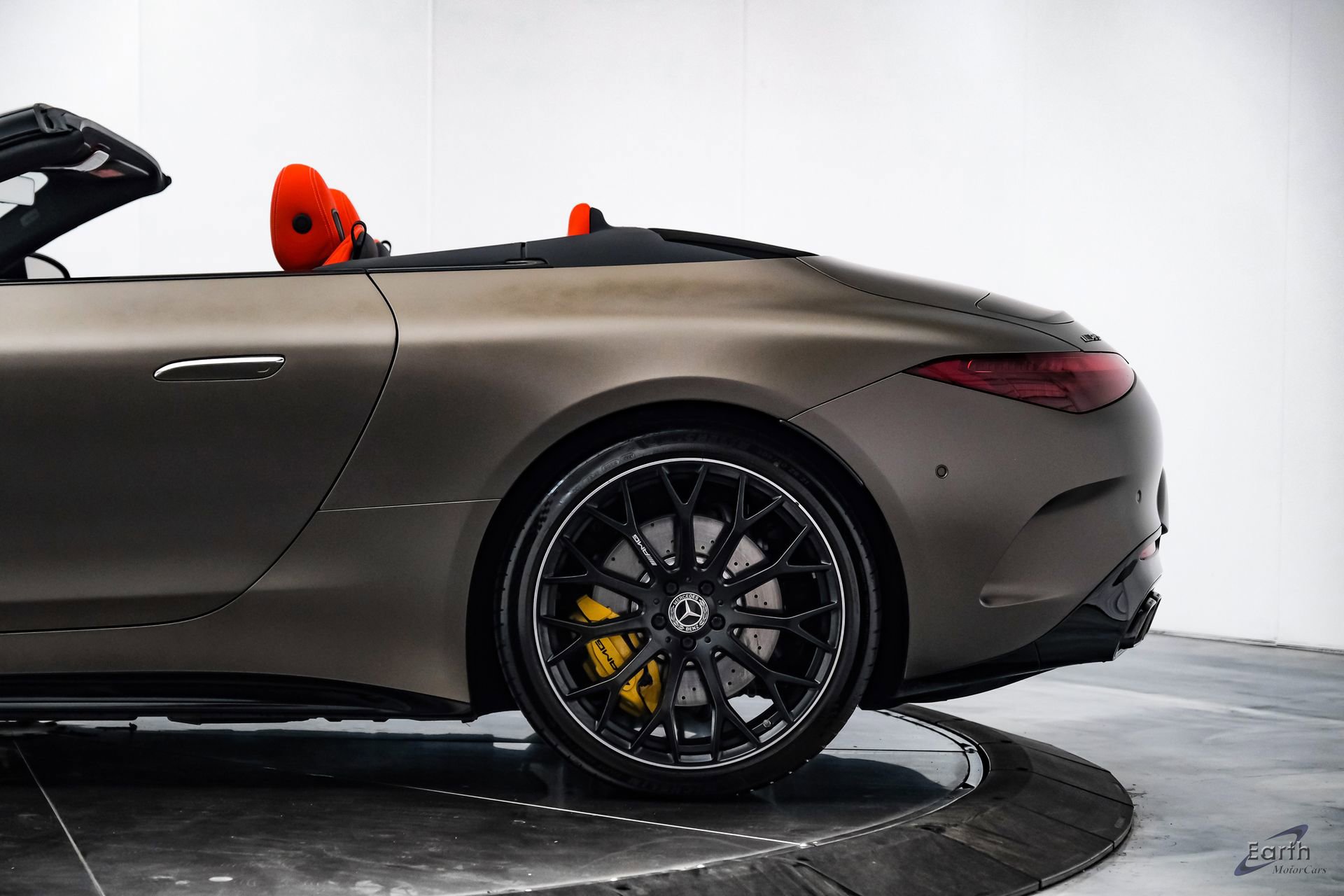 Used 2022 Mercedes-Benz SL 55 AMG 4MATIC image 13