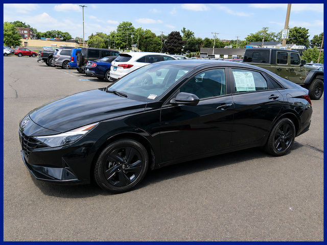 Used 2021 Hyundai Elantra SEL FWD image 1