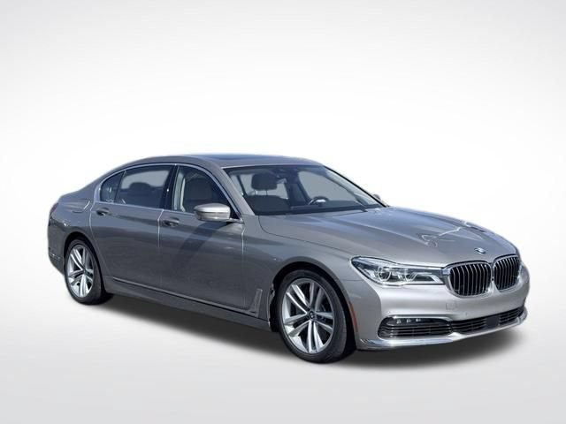 Used 2018 BMW 750i RWD image 4
