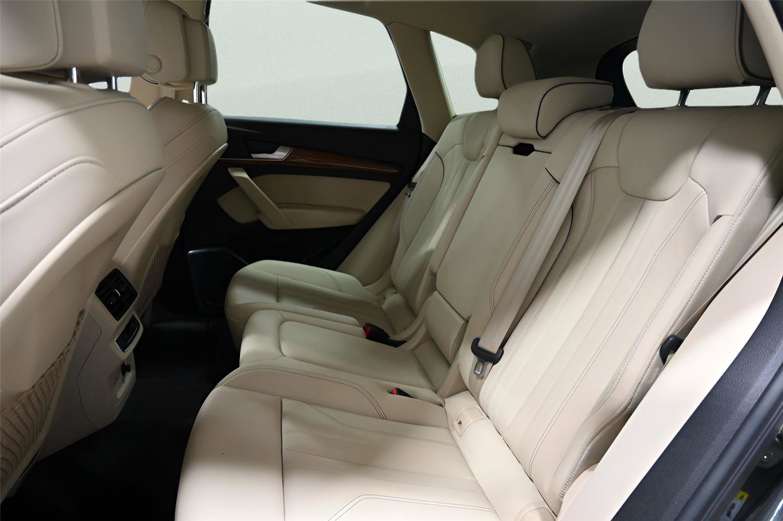 Used 2022 Audi Q5 e Premium image 13