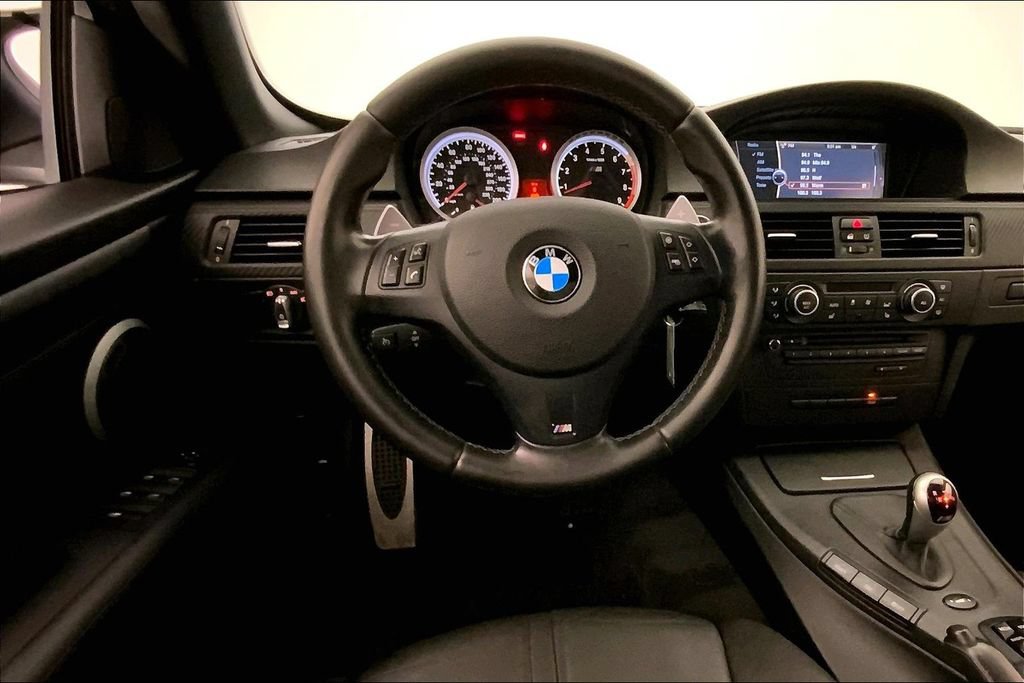 Used 2013 BMW M3 Convertible RWD image 4