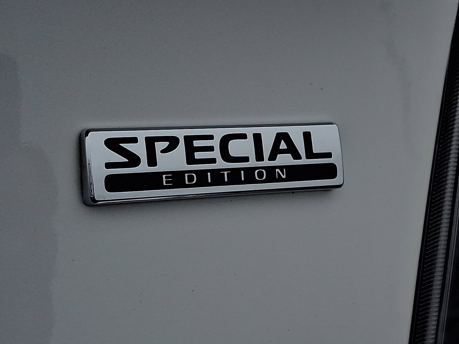 Used 2012 Nissan Sentra 2.0 SR w/ Special Edition Pkg image 32