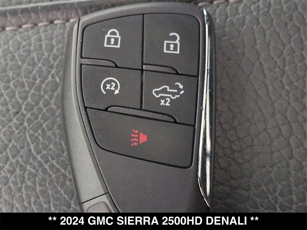 Used 2024 GMC Sierra 2500 Denali w/ Denali Reserve Package image 30