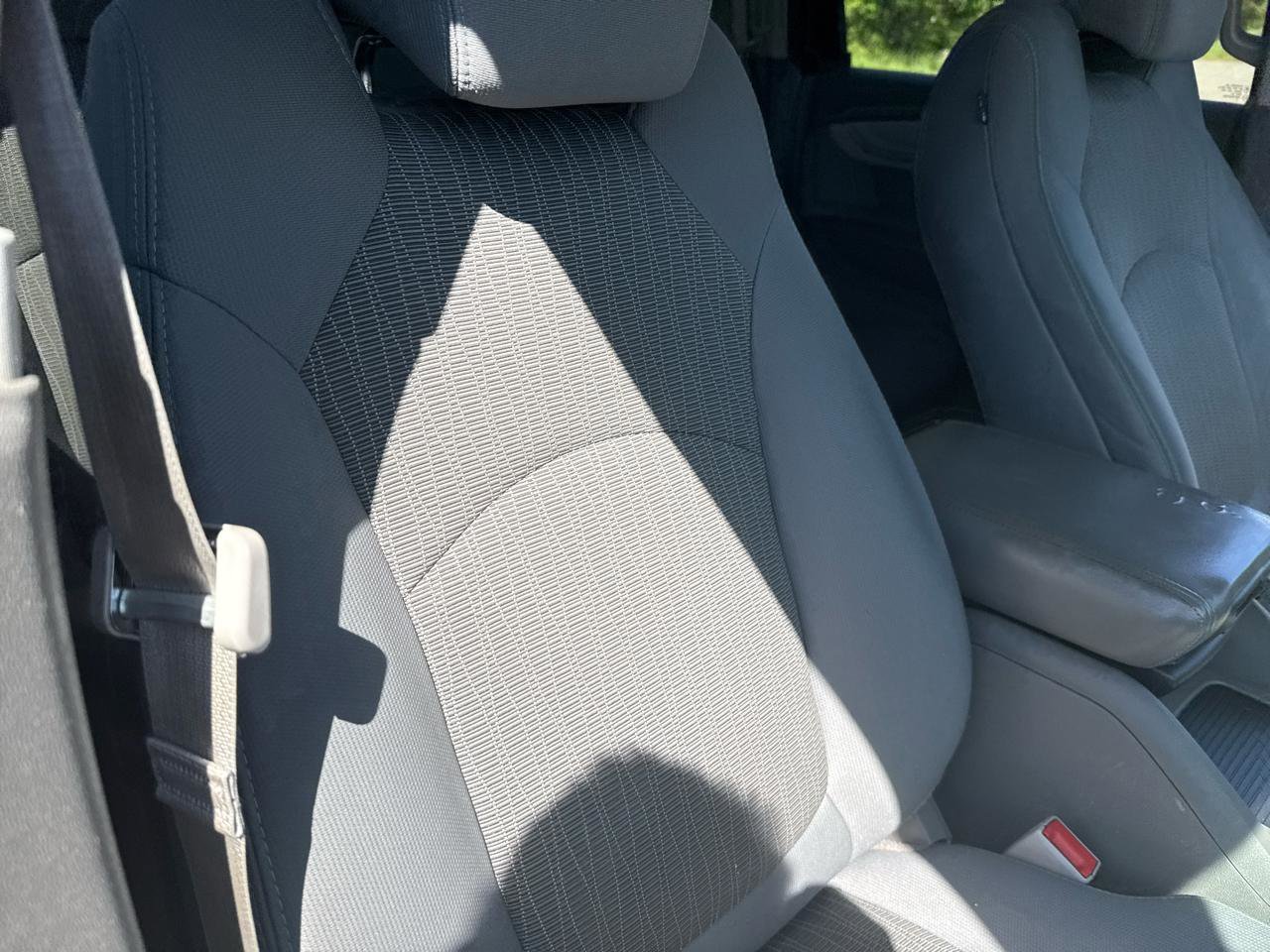 Used 2013 Chevrolet Traverse LS AWD/4WD image 26