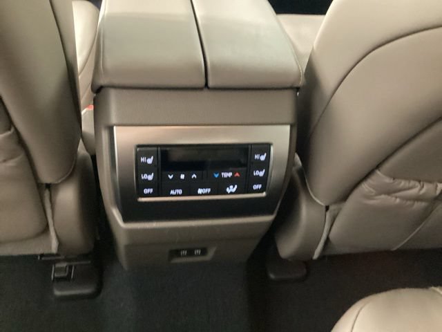 Certified 2023 Lexus GX 460 Luxury w/ Sport Design Package AWD/4WD image 37