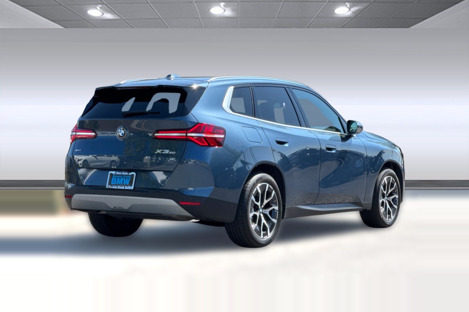 Used 2026 BMW X3 xDrive30i w/ Premium Package AWD/4WD image 9