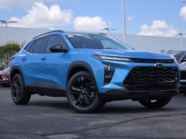 New 2026 Chevrolet Trax ACTIV w/ Sunroof Package FWD image 2