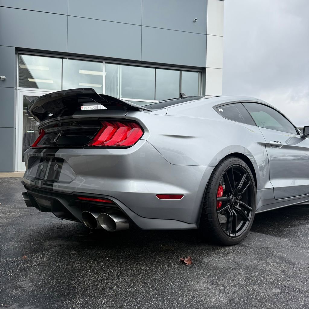 Used 2021 Ford Mustang Shelby GT500 w/ Technology Package image 10