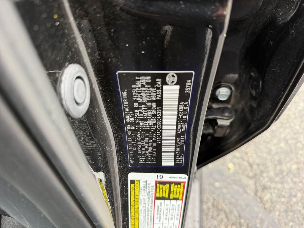 Used 2025 Toyota Camry LE FWD image 28