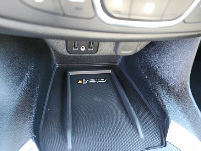 Certified 2023 Chevrolet Traverse LT FWD image 22