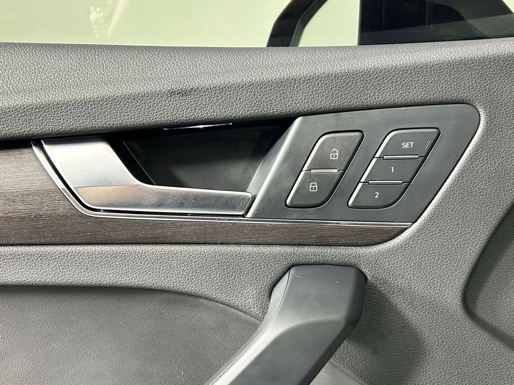 Used 2021 Audi Q5 2.0T Premium Plus w/ Premium Plus Package image 34