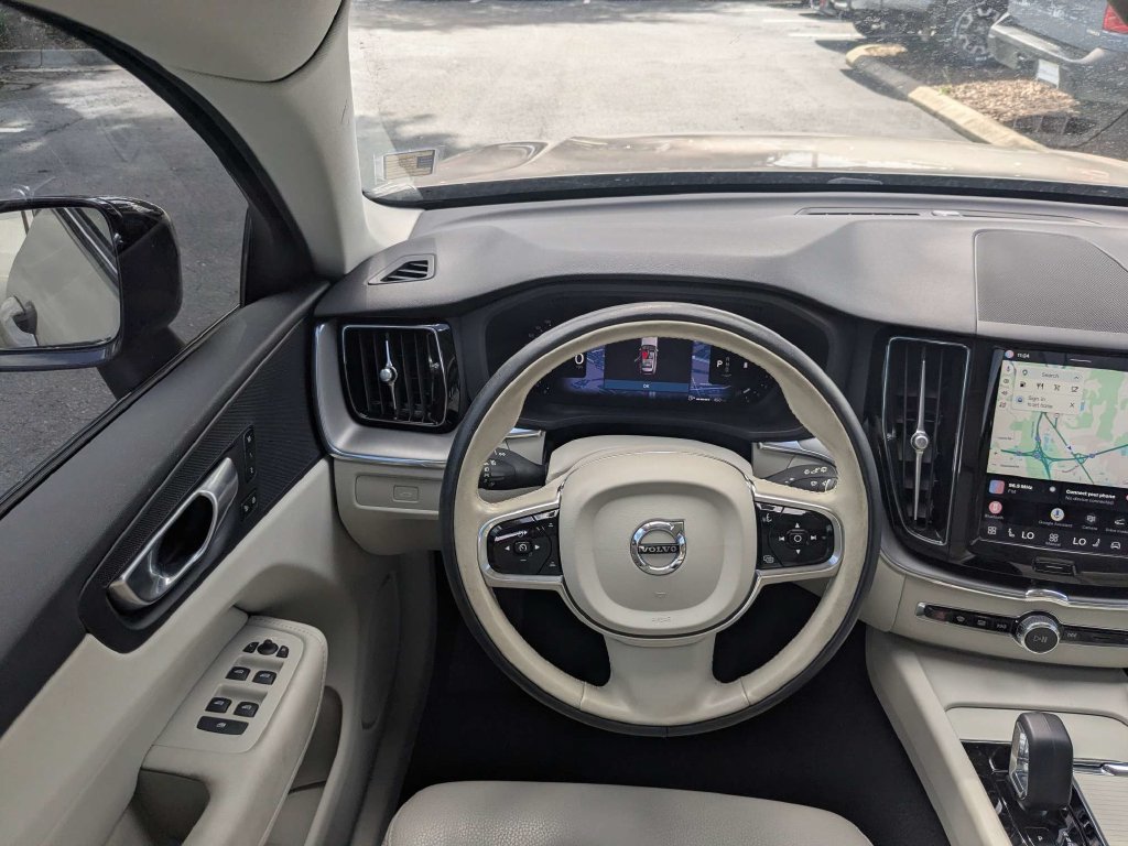 Certified 2024 Volvo XC60 B5 Core AWD/4WD image 20