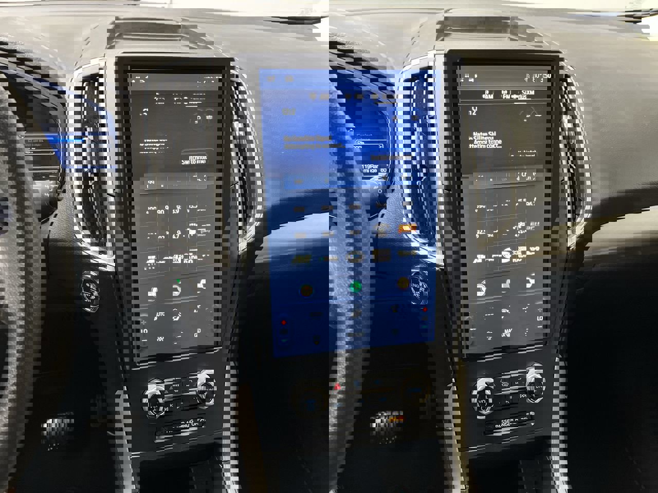 Used 2023 Ford Edge SE image 14