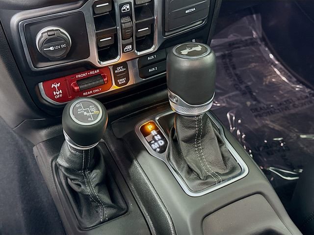 Used 2024 Jeep Wrangler Unlimited Rubicon 4xe image 17