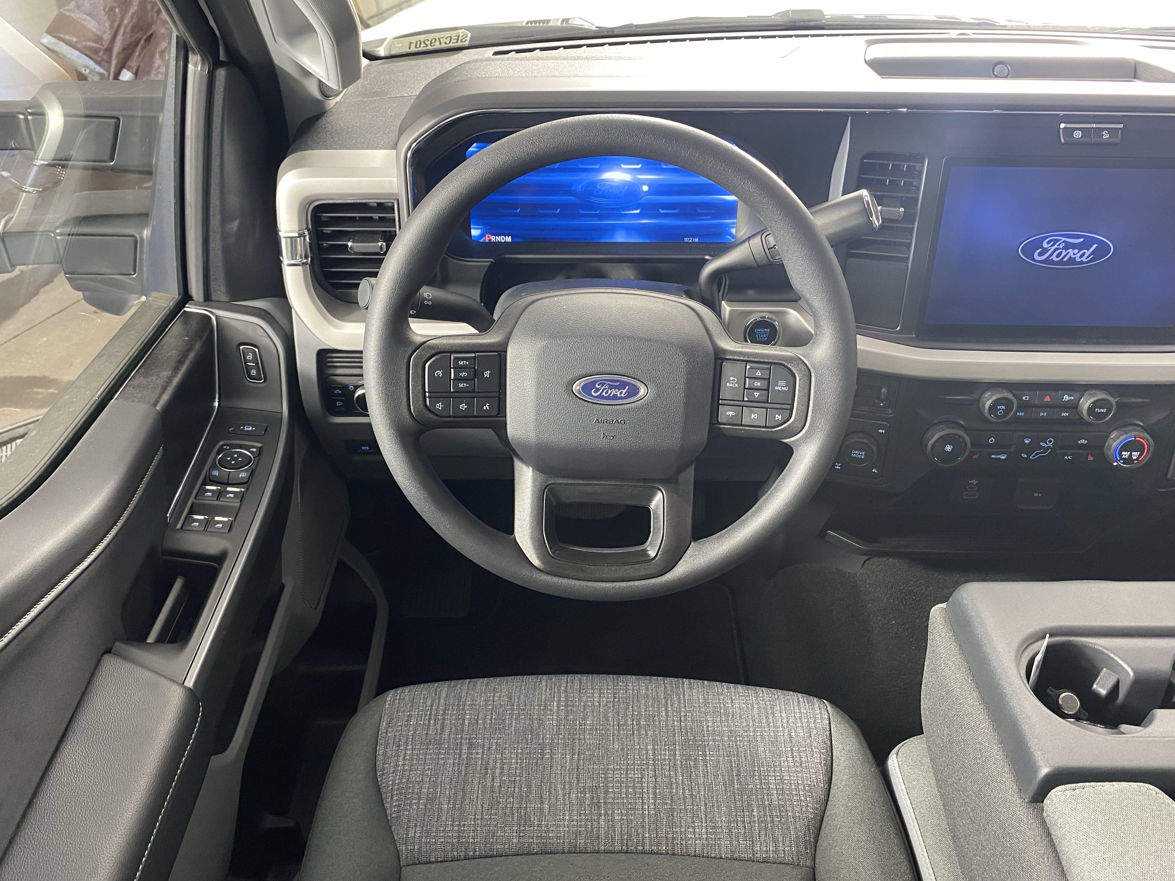 New 2025 Ford F350 XLT w/ Black Appearance Package image 13