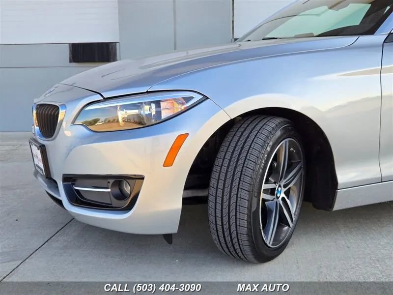 Used 2017 BMW 230i Coupe image 34