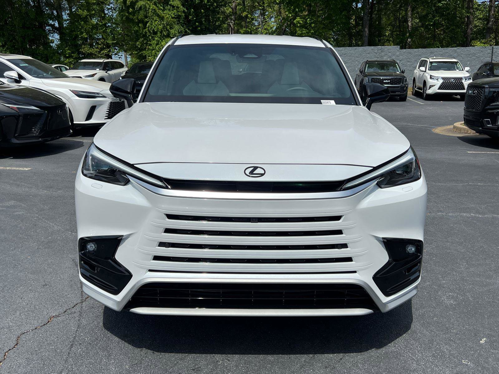 New 2026 Lexus TX 500h AWD image 3