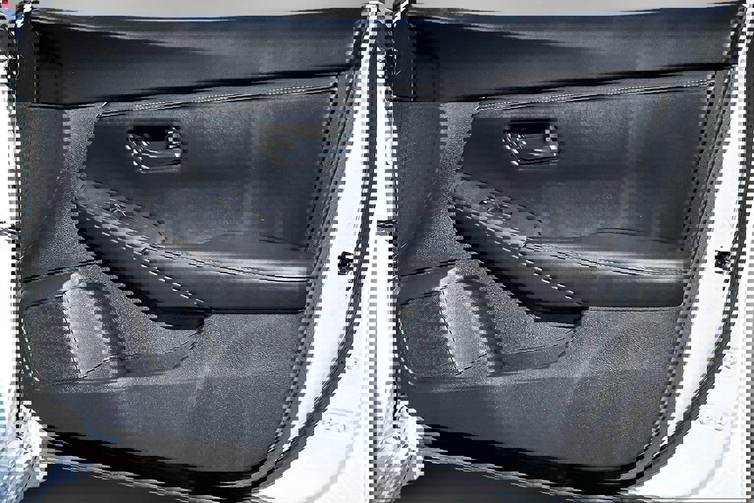 Used 2025 Nissan Sentra S image 28