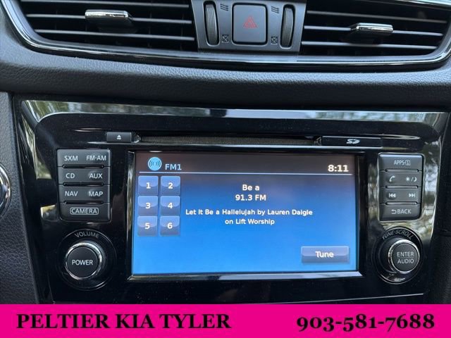 Used 2017 Nissan Rogue SV w/ SV Premium Package image 21