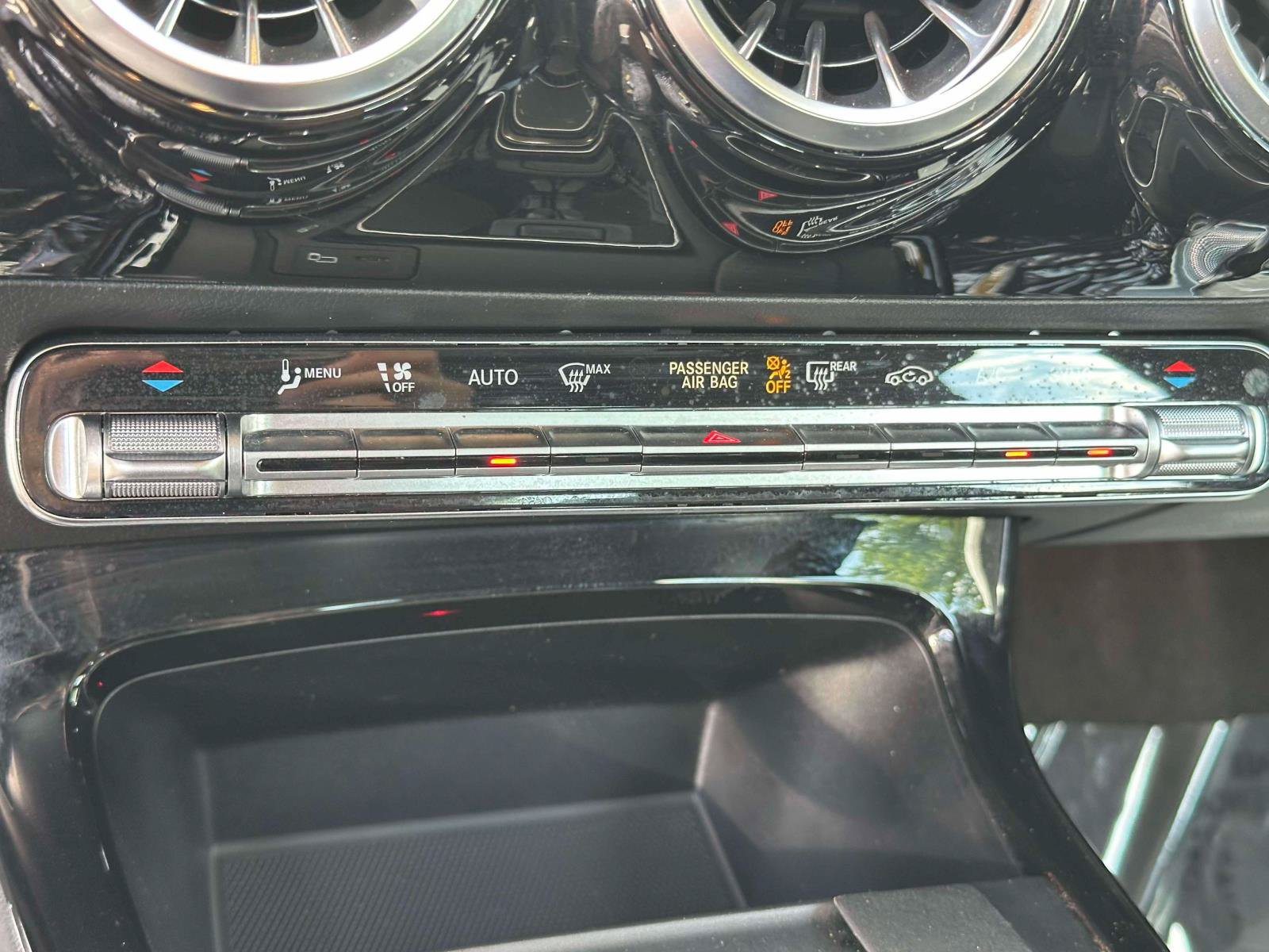Certified 2022 Mercedes-Benz CLA 250 4MATIC image 25