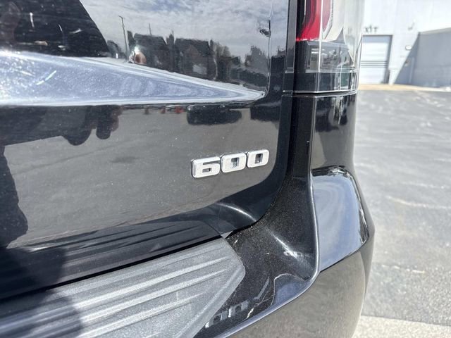 Used 2023 Cadillac Escalade ESV Premium Luxury image 4