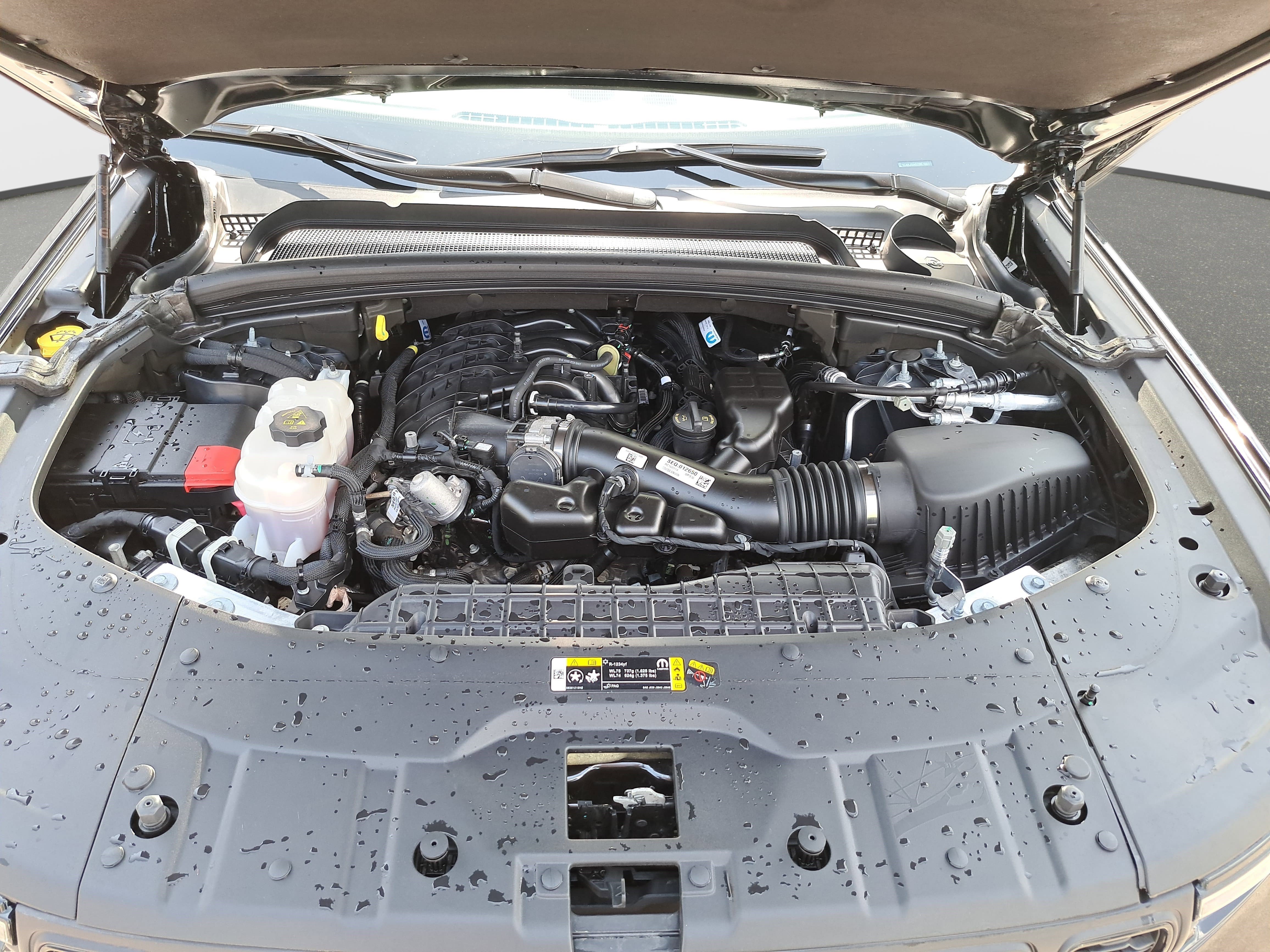 Used 2024 Jeep Grand Cherokee Altitude image 28