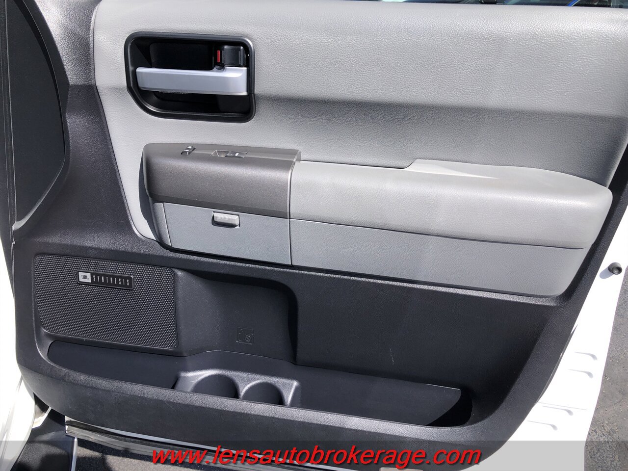 Used 2017 Toyota Sequoia Limited w/ Safety & Convenience Package RWD image 23
