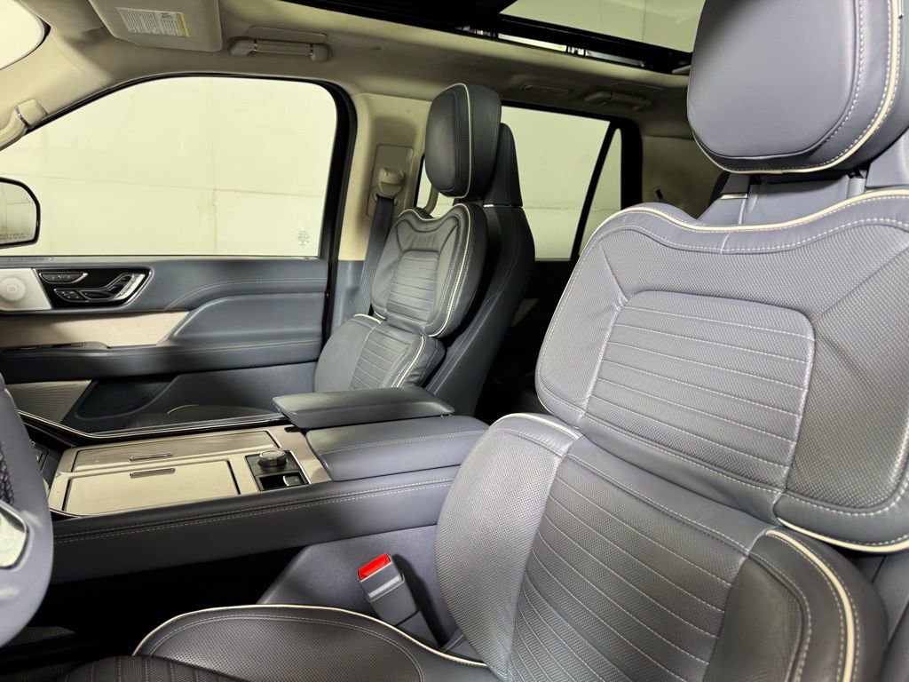 Certified 2023 Lincoln Navigator L Black Label AWD/4WD image 20