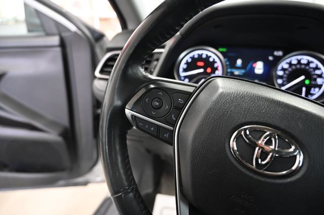 Used 2023 Toyota Camry XLE w/ Cold Weather Package image 25