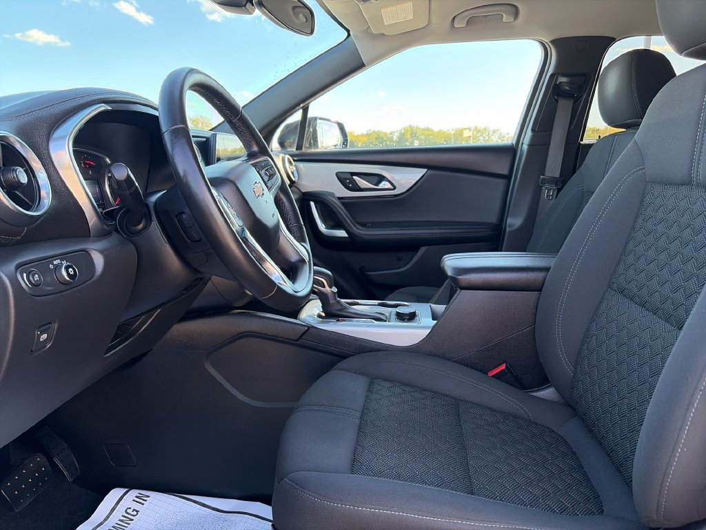 Used 2020 Chevrolet Blazer LT FWD image 15